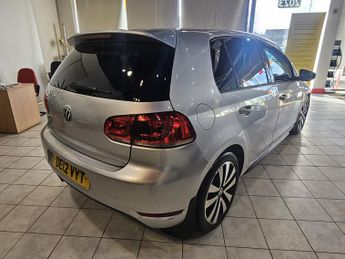 VOLKSWAGEN GOLF 2.0 TDI GTD