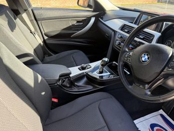 BMW 3 SERIES 2.0 318d SE Saloon