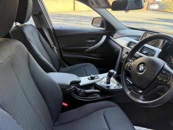 BMW 3 SERIES 2.0 318d SE Saloon