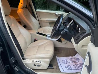 VOLVO XC60 2.4 D5 SE Lux Geartronic AWD Euro 5 5dr