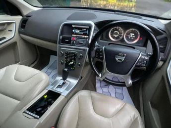 VOLVO XC60 2.4 D5 SE Lux Geartronic AWD Euro 5 5dr