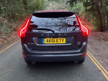 VOLVO XC60 2.4 D5 SE Lux Geartronic AWD Euro 5 5dr