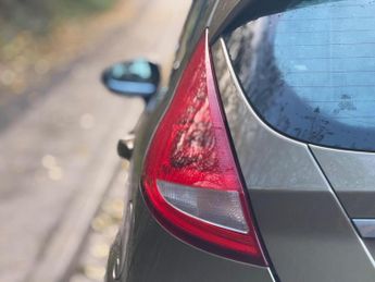 FORD FIESTA 1.4 Zetec 5dr