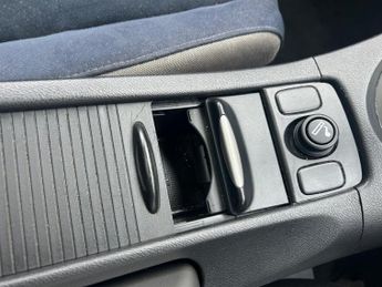 HONDA CIVIC 1.8 i-VTEC ES