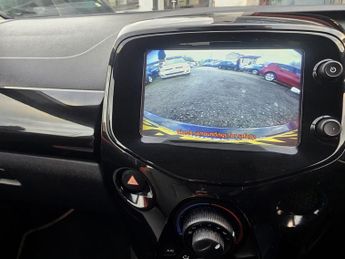 TOYOTA AYGO 1.0 VVT-i x-cite