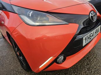TOYOTA AYGO 1.0 VVT-i x-cite