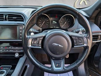 JAGUAR F-PACE 3.0 V6 S Auto AWD Euro 6 (s/s) 5dr