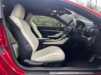 LEXUS RC 2.5 300h F Sport