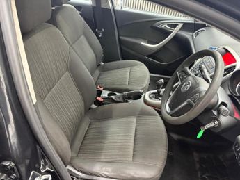 VAUXHALL ASTRA 1.4 16v Excite Euro 5 5dr