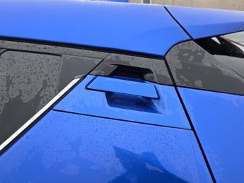 TOYOTA C-HR 1.8 VVT-h Design