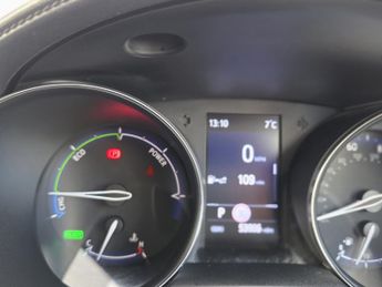 TOYOTA C-HR 1.8 VVT-h Design