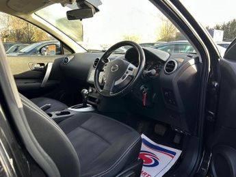NISSAN QASHQAI 1.6 Acenta CVT 2WD Euro 5 5dr