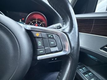 JAGUAR XF 3.0 d V6 Portfolio