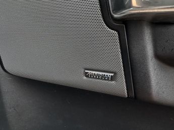 LAND ROVER DISCOVERY 4 3.0 SD V6 HSE Luxury