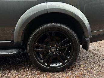 LAND ROVER DISCOVERY 4 3.0 SD V6 HSE Luxury