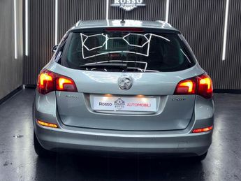 VAUXHALL ASTRA 1.7 CDTi ecoFLEX SE Sports Tourer Euro 5 5dr