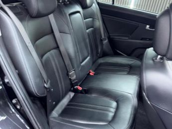 KIA SPORTAGE 2.0 CRDi KX-3 Auto AWD Euro 5 5dr