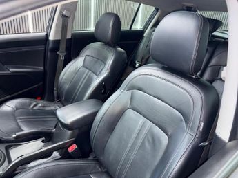 KIA SPORTAGE 2.0 CRDi KX-3 Auto AWD Euro 5 5dr