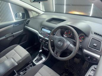 VOLKSWAGEN SHARAN 2.0 TDI BlueMotion Tech S DSG Euro 5 (s/s) 5dr