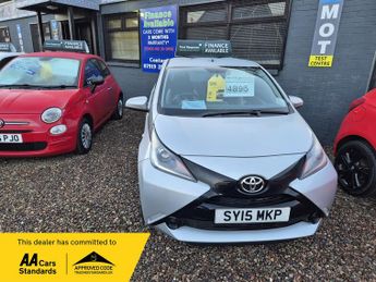 Toyota AYGO 1.0 VVT-i x-play