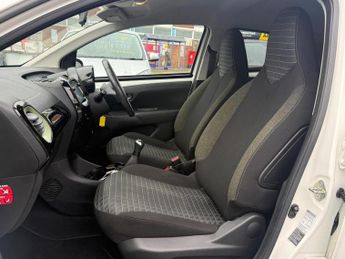 PEUGEOT 108 1.0 Collection Euro 6 (s/s) 5dr