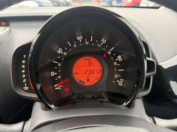 PEUGEOT 108 1.0 Collection Euro 6 (s/s) 5dr