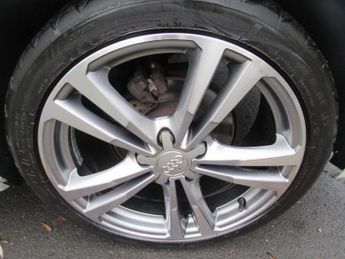 AUDI A3 1.6 TDI 30 S line Sportback S Tronic Euro 6 (s/s) 5dr