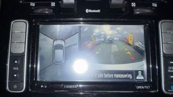 NISSAN LEAF 24kWh Tekna White Electric Automatic 5dr 1 KEEPER+SATNAV+LEATHER