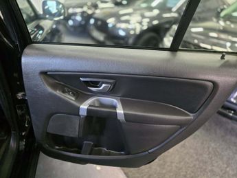 VOLVO XC90 2.4 D5 ES