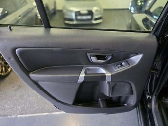 VOLVO XC90 2.4 D5 ES