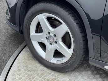 MERCEDES-BENZ GLA CLASS 2.0 GLA250 AMG Line