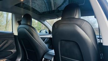 TESLA MODEL 3 (Dual Motor) Long Range