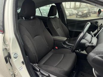 TOYOTA PRIUS 1.8 Hybrid Automatic Euro 6 5dr