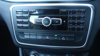 MERCEDES-BENZ CLA 2.1 CLA220 CDI Sport