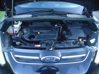 FORD C-MAX 2.0 TDCi Titanium