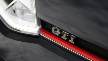 Volkswagen Up 1.0 TSI up! GTI