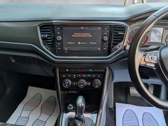 VOLKSWAGEN T-ROC 1.5 TSI EVO SE DSG Euro 6 (s/s) 5dr