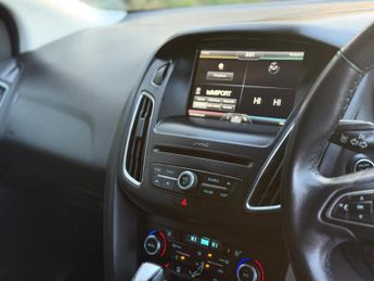 FORD FOCUS 1.0T EcoBoost Titanium X Auto Euro 6 (s/s) 5dr