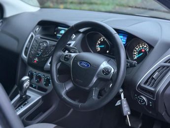 FORD FOCUS 1.6 Zetec Powershift Euro 5 5dr