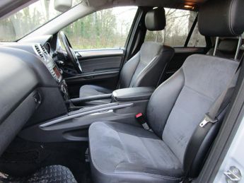 MERCEDES-BENZ M CLASS 3.0 ML350 CDI V6 BlueEfficiency Sport - Superb order