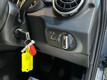 AUDI A1 1.6 TDI Sport