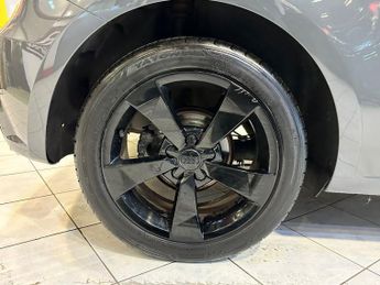 AUDI A1 1.6 TDI Sport