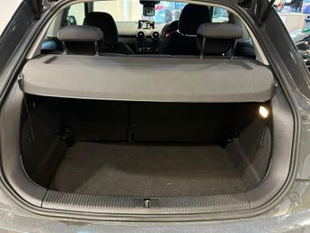 AUDI A1 1.6 TDI Sport