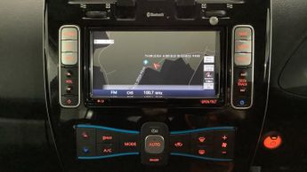 NISSAN LEAF 24kWh Acenta Automatic Electric Red 5dr LOWTAX+SATNAV+8 STAMPS