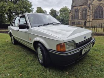Ford Escort 