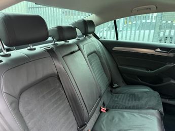 VOLKSWAGEN PASSAT 2.0 TDI BlueMotion Tech GT