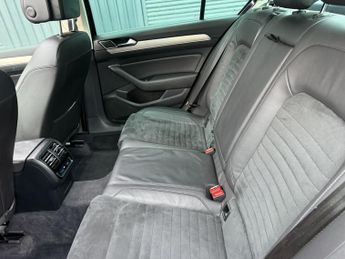 VOLKSWAGEN PASSAT 2.0 TDI BlueMotion Tech GT