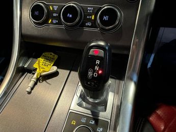 LAND ROVER RANGE ROVER SPORT 3.0 SD V6 HSE