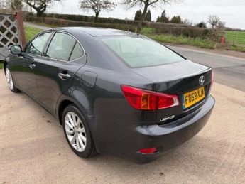 LEXUS IS 2.2 220TD SE-I 4dr