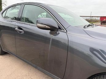 LEXUS IS 2.2 220TD SE-I 4dr